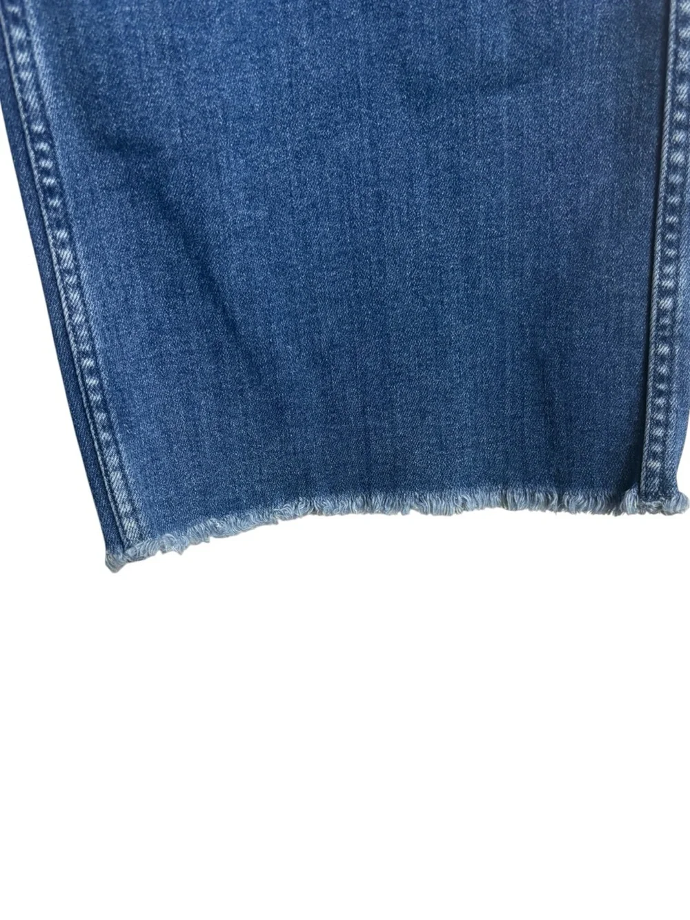 VINEYARD VINES High-Rise Straight Cropped Jeans in Medium Blue Size 32 — TRENDY! - Picture 8 of 12